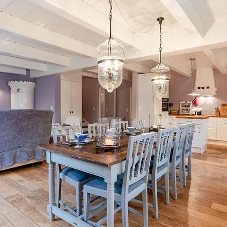 Apartament Fleederbeerstuv *